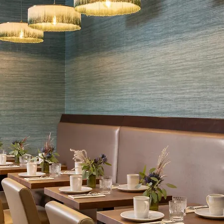 Midnight 3* باريس