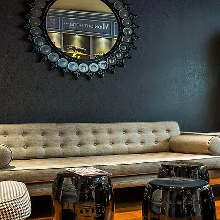 Midnight מלון 3*